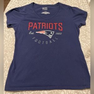 NFL Patriots (NE) V-Neck Top